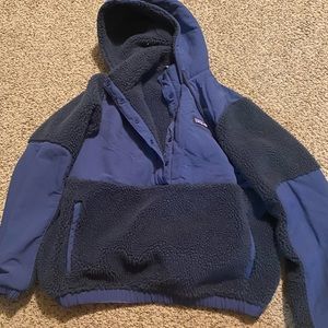 Patagonia Women’s pullover jacket